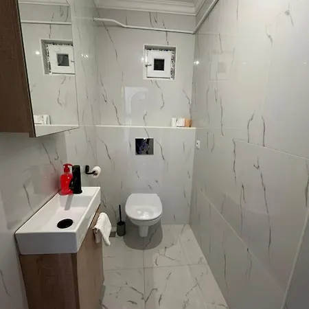 Dominic - 4 Mins From Center דירה *