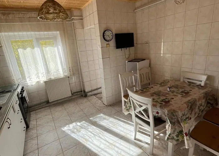 Dominic - 4 Mins From Center 公寓 *