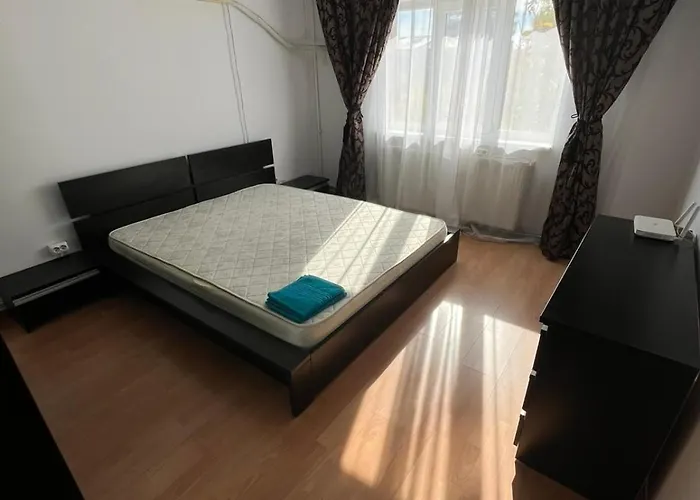 公寓 Dominic - 4 Mins From Center 克拉奥华